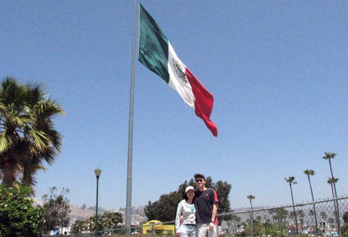 lacruise-mexicoflag.jpg