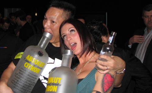 john chow with an ocz girl
