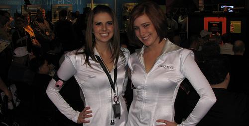 ces2008-creativeboothbabes.jpg