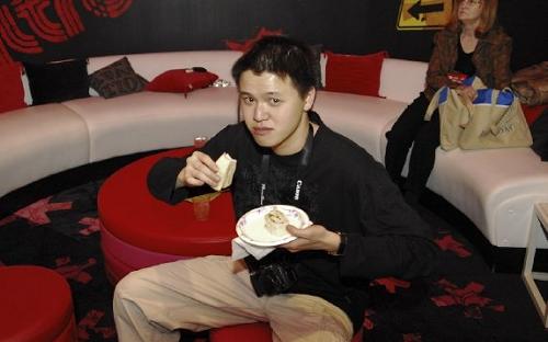 ces2008-kickoffparty.jpg