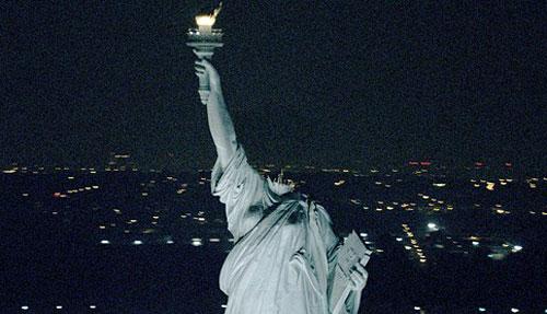 cloverfield-statueofliberty.jpg