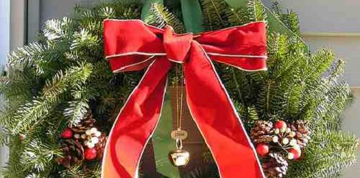 Christmas Wreath - Happy Holidays Christmas Wreath - Happy Holidays