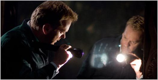 Mirrors (2008) Mirrors (2008)